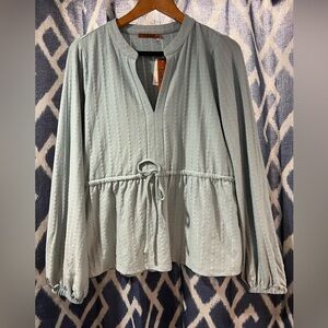 NWT Belldini Long Sleeve L​